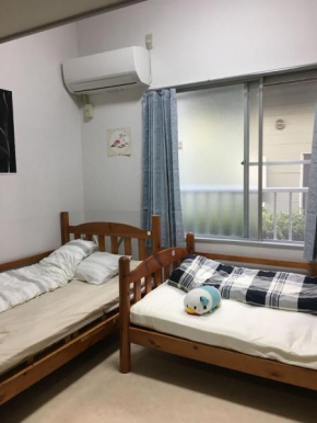 昼の観光地へあまり遠くない、夜の休憩は静かに最適